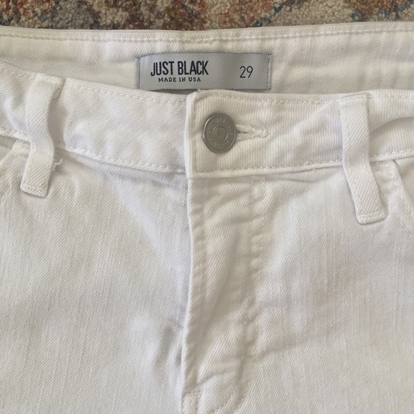 Just Black White Jeans Shorts - Picture 2 of 3